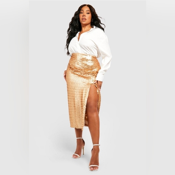 Gold Sequin Plus Skirt - Picture 3 of 3